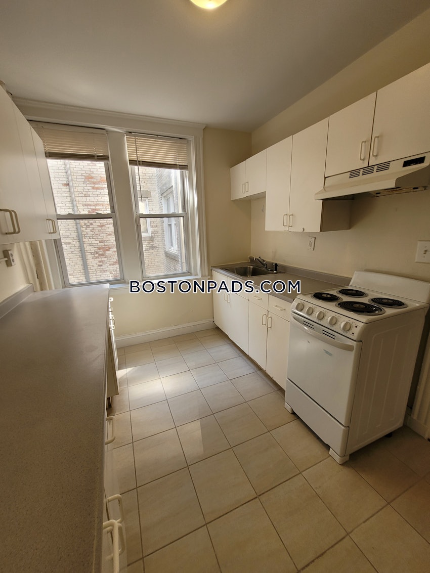 BOSTON - ALLSTON - 1 Bed, 1 Bath - Image 21