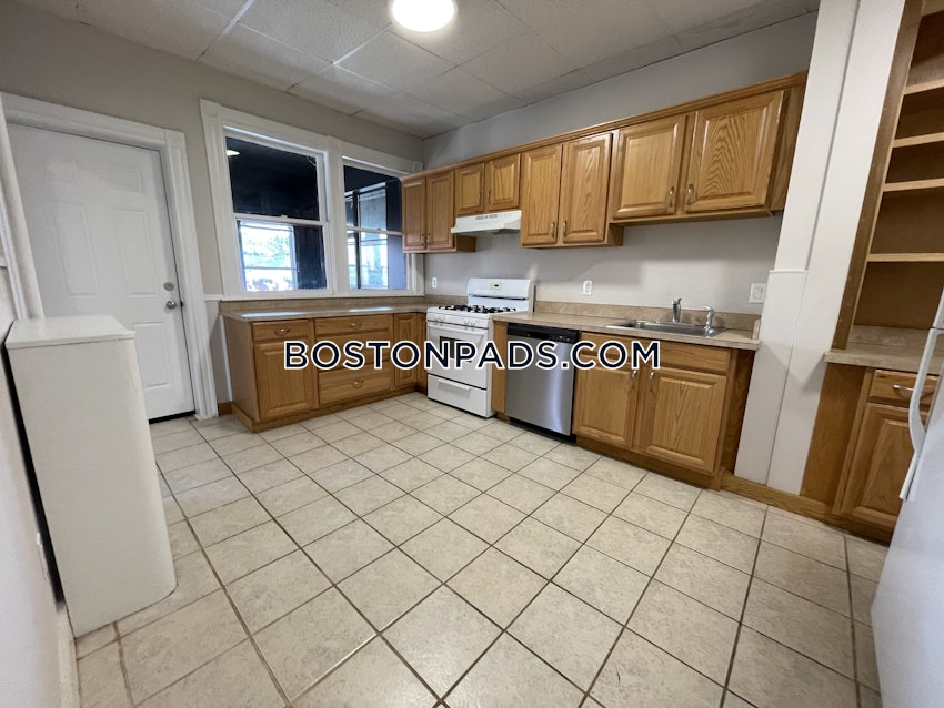 BOSTON - BRIGHTON - CLEVELAND CIRCLE - 3 Beds, 1 Bath - Image 3