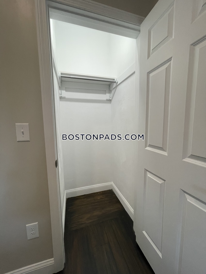 BOSTON - DORCHESTER/SOUTH BOSTON BORDER - 4 Beds, 2 Baths - Image 30