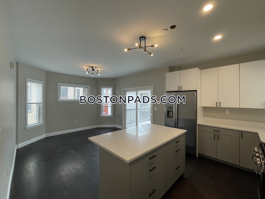 BOSTON - DORCHESTER/SOUTH BOSTON BORDER - 4 Beds, 2 Baths - Image 19