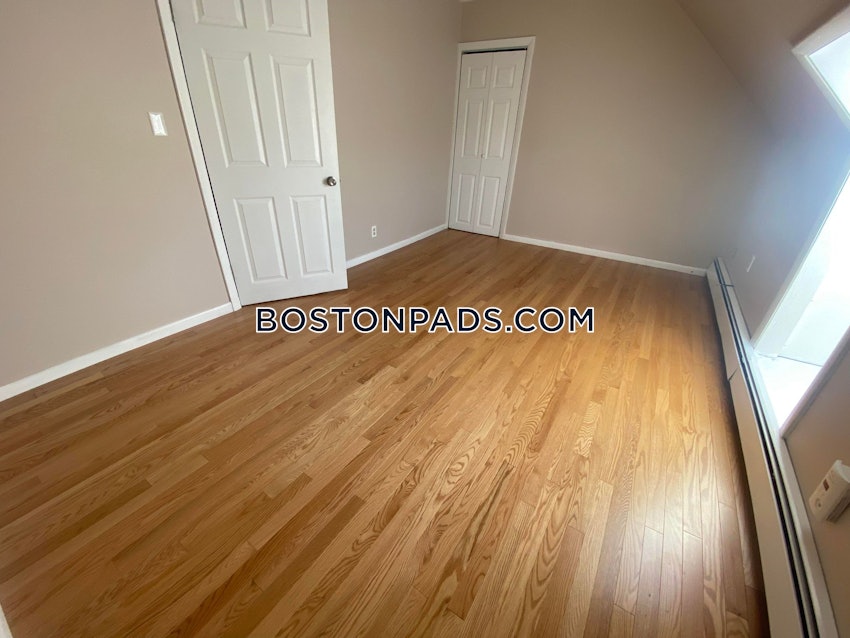 MALDEN - 5 Beds, 2 Baths - Image 48