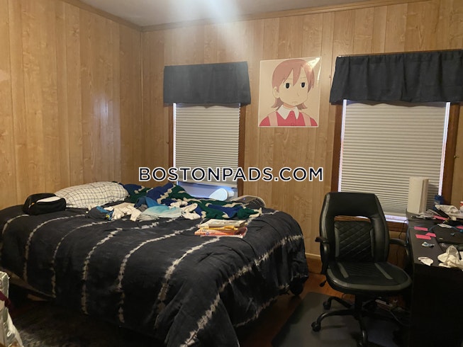 Medford - $6,000+ /mo