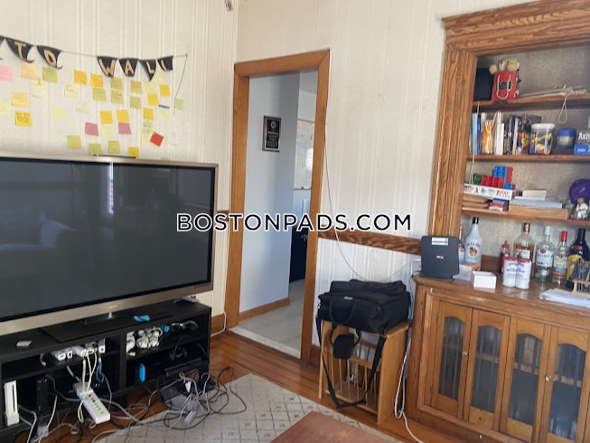 Medford - $6,000+ /mo