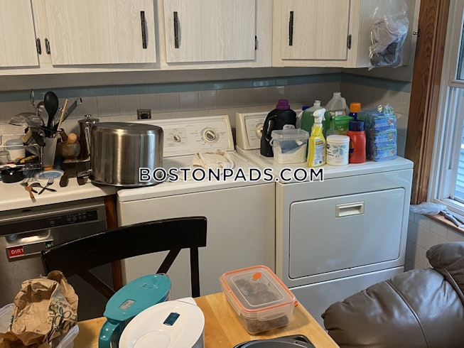 Medford - $4,000+ /mo