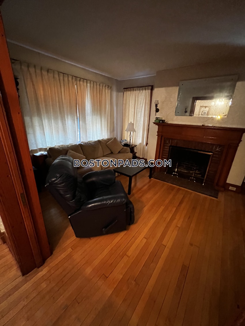 BOSTON - FENWAY/KENMORE - 5 Beds, 2 Baths - Image 37