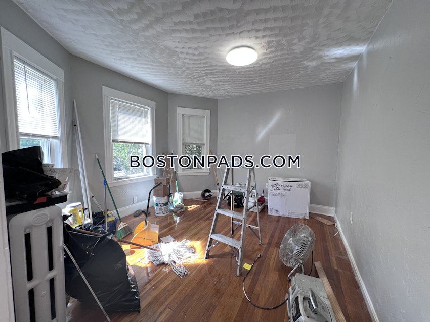 BOSTON - ROSLINDALE - 2 Beds, 1 Bath - Image 12