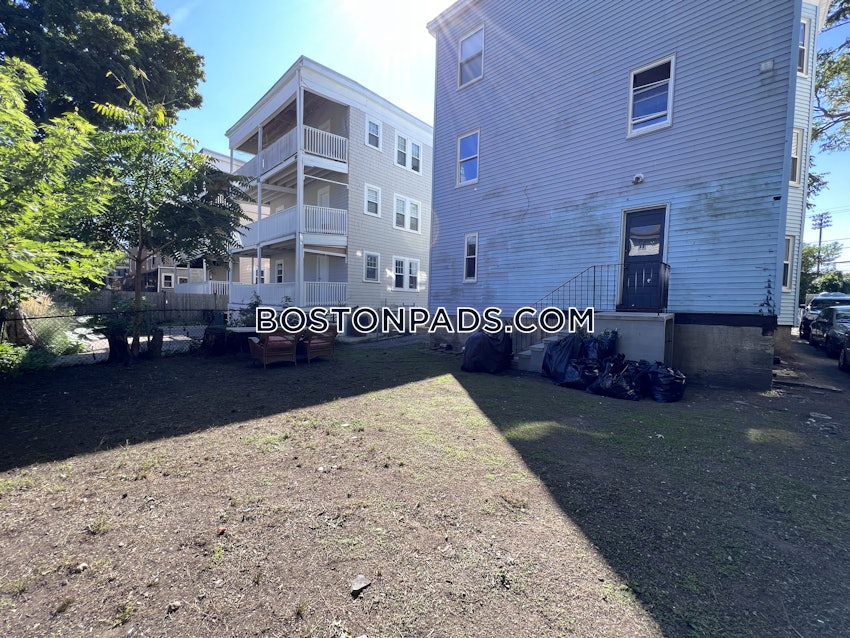 BOSTON - ROSLINDALE - 2 Beds, 1 Bath - Image 10