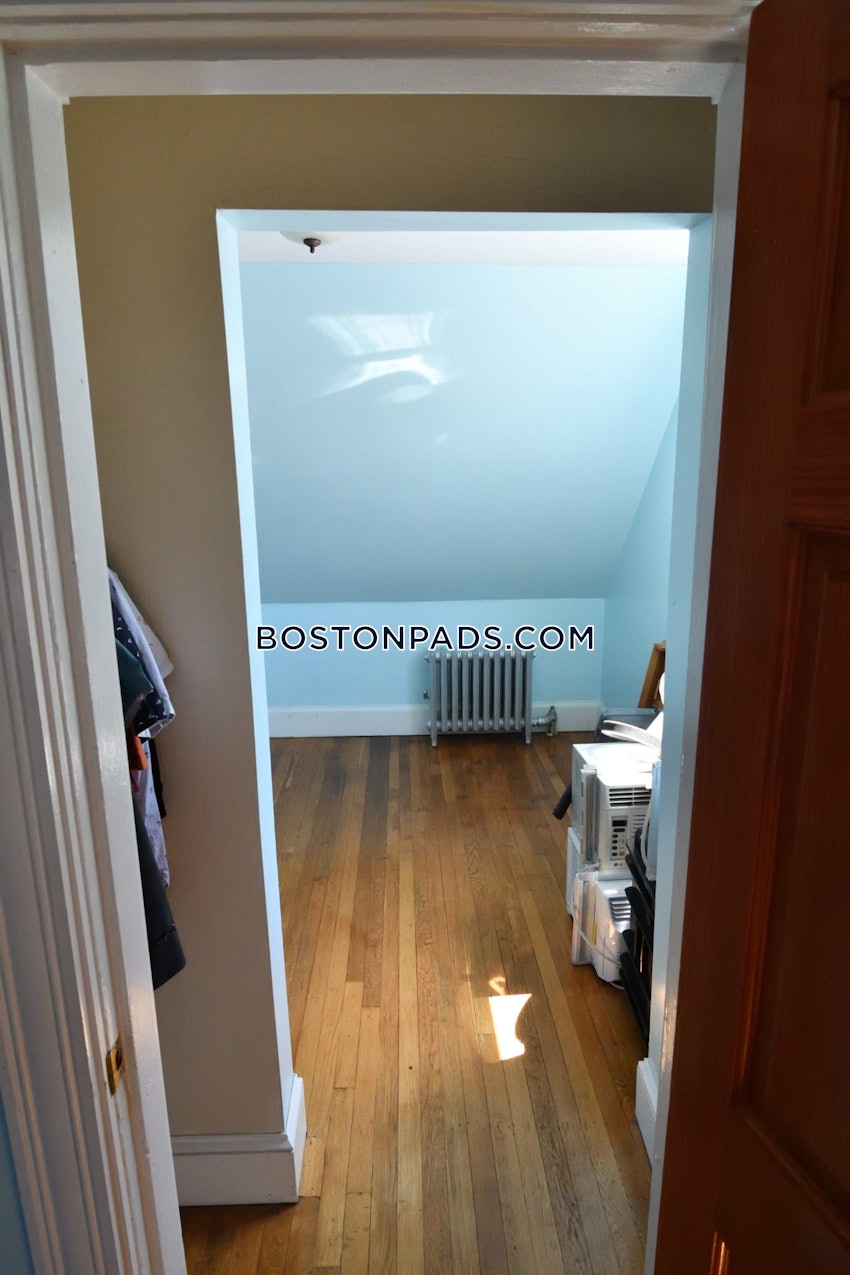 BOSTON - DORCHESTER - CENTER - 5 Beds, 3 Baths - Image 23