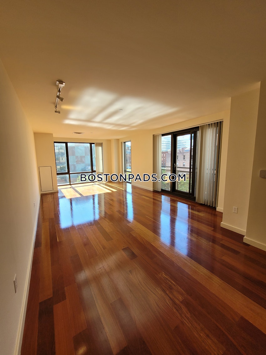 BOSTON - WEST END - 2 Beds, 2 Baths - Image 2