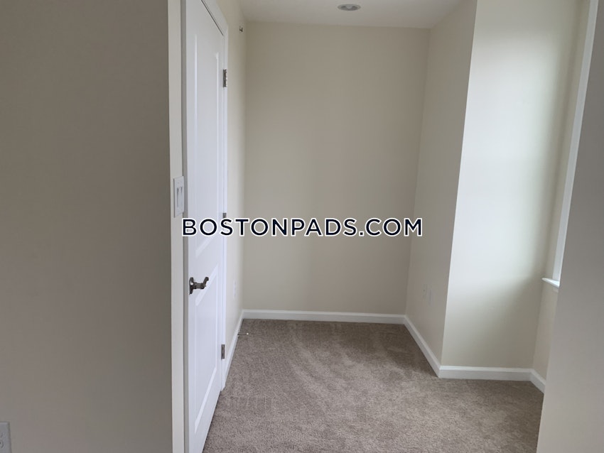BOSTON - FORT HILL - 3 Beds, 2.5 Baths - Image 11