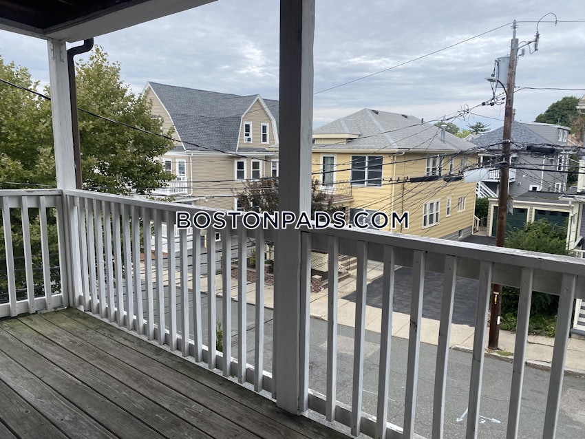 SOMERVILLE - TUFTS - 4 Beds, 1 Bath - Image 7