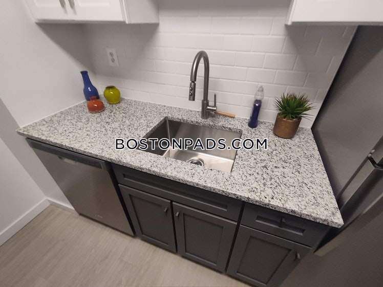 Sant Alphonsus St., Boston