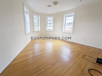 Cambridge 2 Beds 1 Bath  Central Square/cambridgeport - $3,400 No Fee