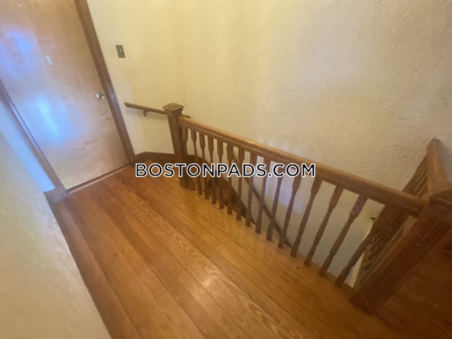 Medford - $5,800+ /mo