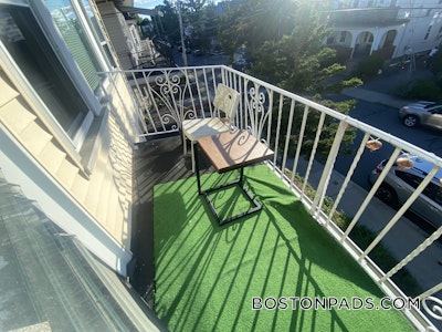 Somerville 4 Bed 1 Bath SOMERVILLE  Tufts - $3,900