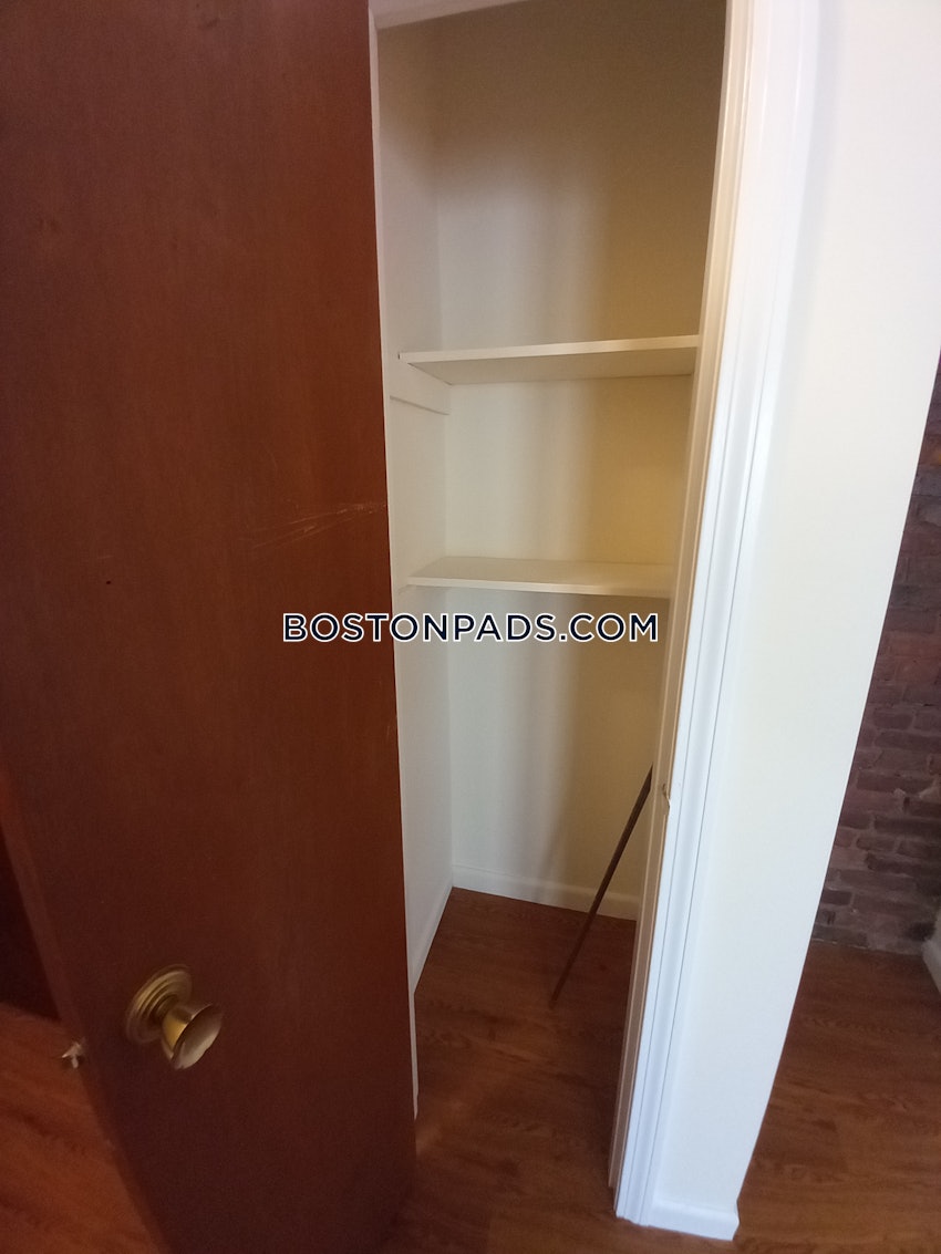 BOSTON - MISSION HILL - 1 Bed, 1 Bath - Image 6
