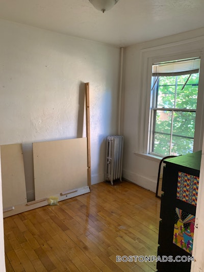 Allston Amazing 3 bed apartment on Adella Pl Boston - $3,300