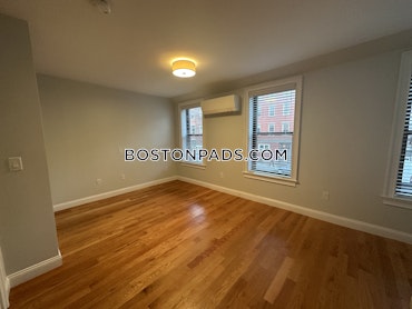 Boston - 1 Beds, 1 Baths