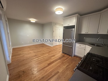 Boston - 1 Beds, 1 Baths