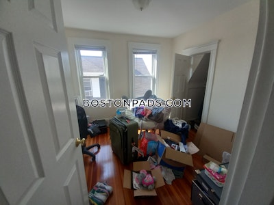 Somerville 5.5 Beds 2 Baths  Tufts - $7,000