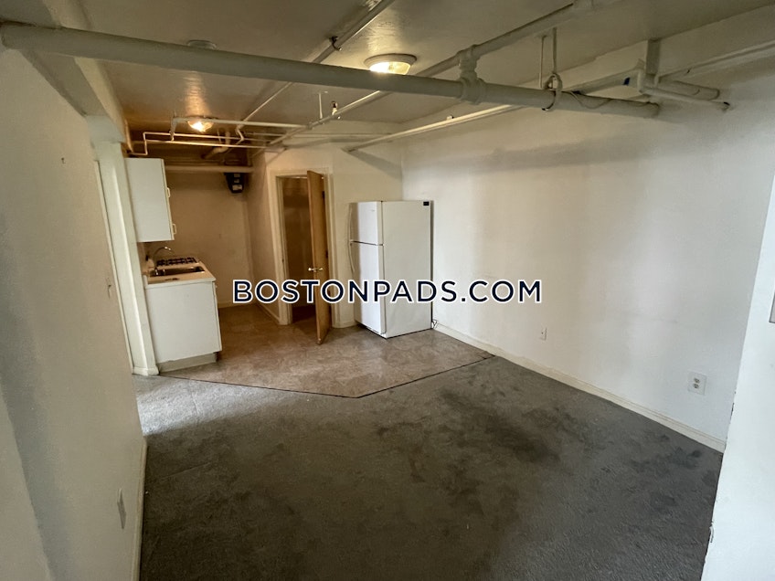 Boston - $3,400+ /month