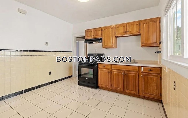 Medford - $3,825+ /mo