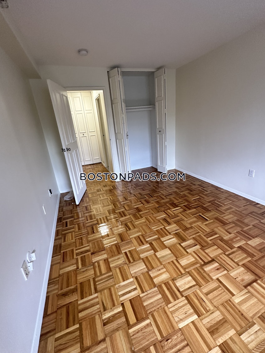 BROOKLINE- BOSTON UNIVERSITY - 2 Beds, 1.5 Baths - Image 3