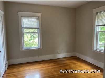 Medford 2 Bed 1 Bath MEDFORD  Tufts - $2,500