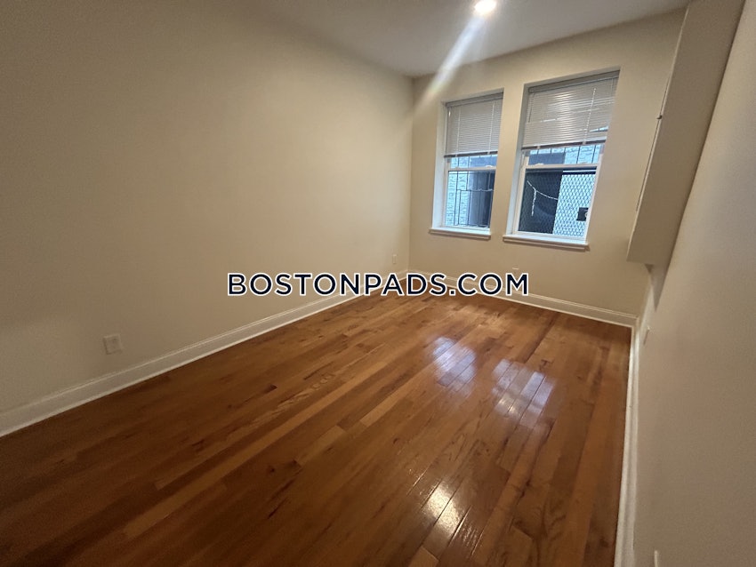 BOSTON - BRIGHTON - CLEVELAND CIRCLE - 2 Beds, 1 Bath - Image 4