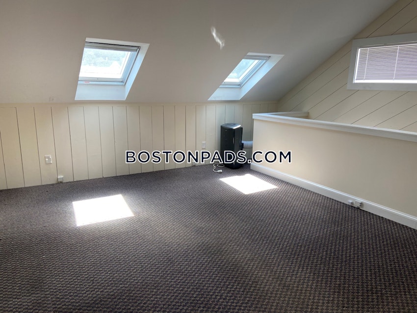 NEWTON - WEST NEWTON - 3 Beds, 2 Baths - Image 4