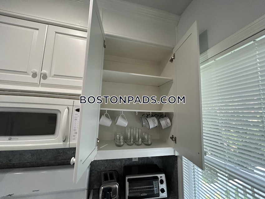 BOSTON - EAST BOSTON - JEFFRIES POINT - 1 Bed, 1 Bath - Image 4