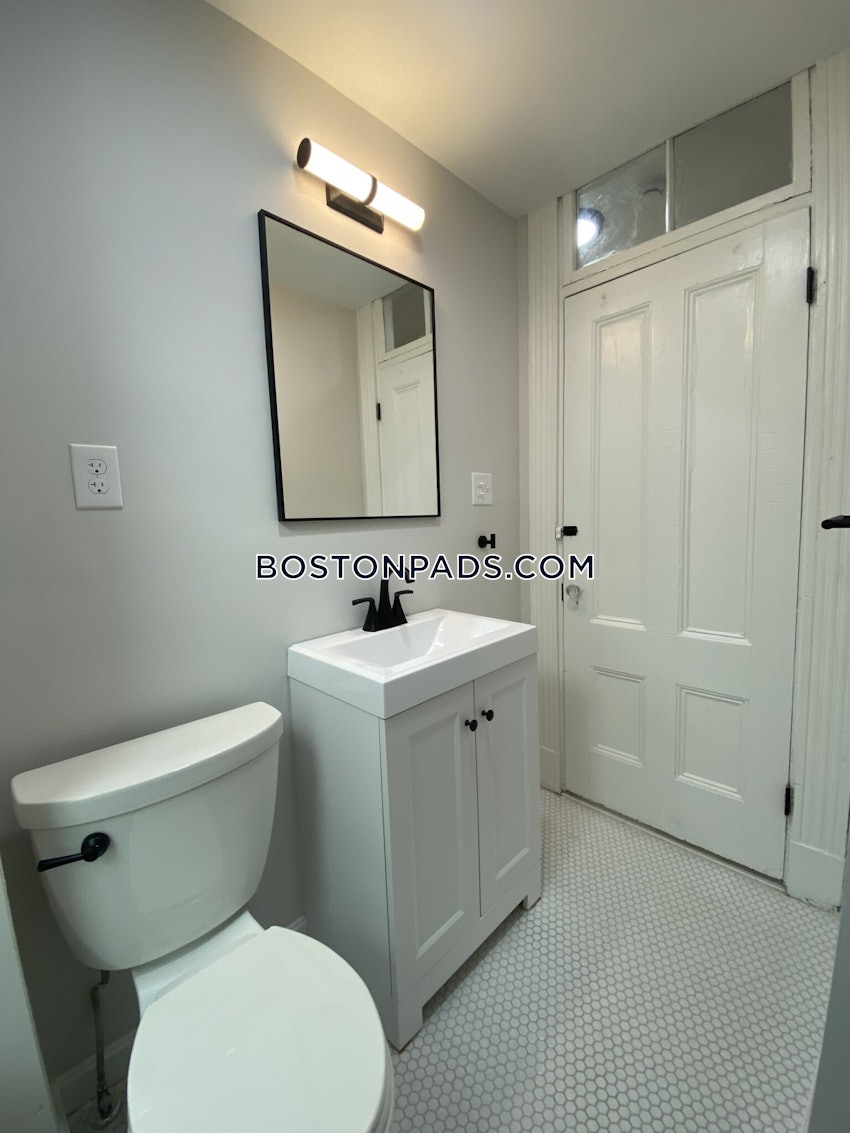 CAMBRIDGE - INMAN SQUARE - 3 Beds, 1 Bath - Image 3