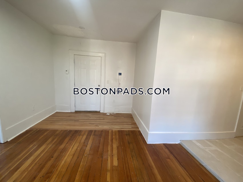 BOSTON - ROXBURY - 2 Beds, 1 Bath - Image 9