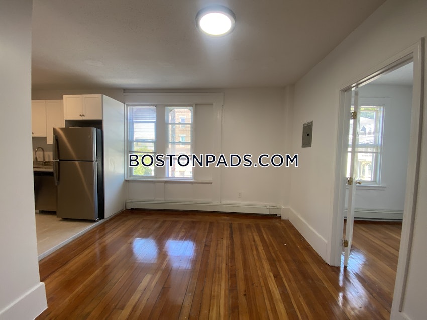 BOSTON - ROXBURY - 2 Beds, 1 Bath - Image 8