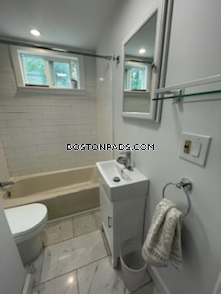 BOSTON - HYDE PARK - 2 Beds, 1 Bath - Image 10