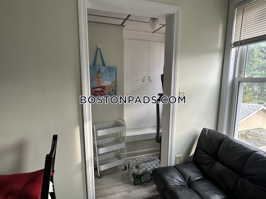 Medford - $4,340+ /month