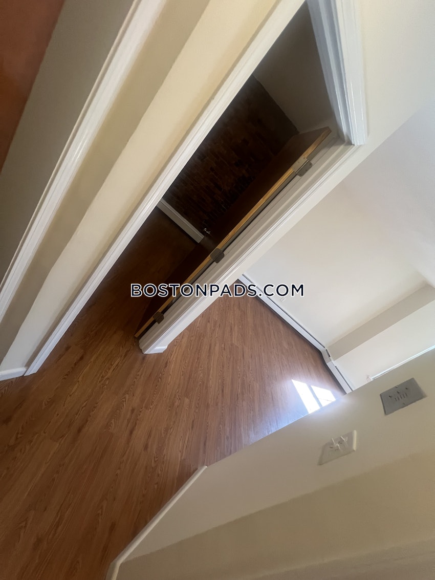 BOSTON - MISSION HILL - 1 Bed, 1 Bath - Image 2