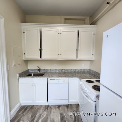 Brookline Studio No Bath  Coolidge Corner - $2,575