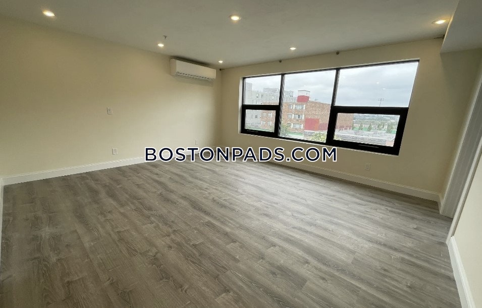 Boston - 1 Beds, 2 Baths