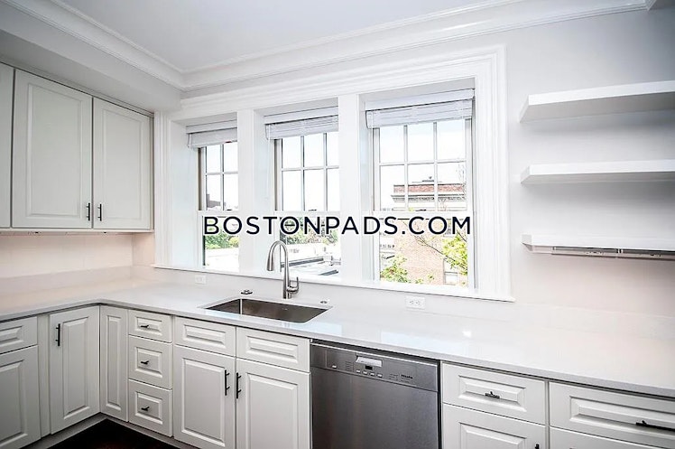 Alton Place, Brookline