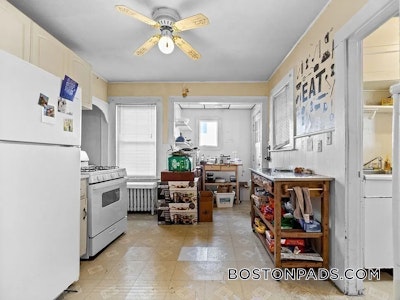 Somerville 7 Beds 3 Baths  Tufts - $8,050