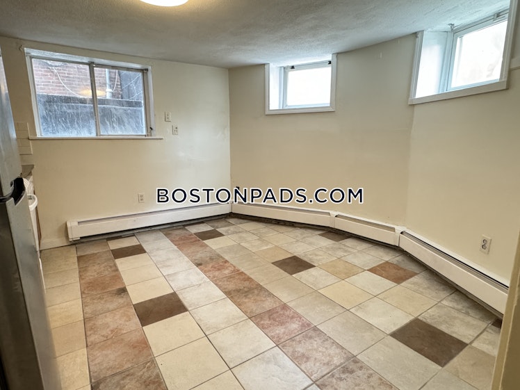 Wait St., Roxbury Crossing