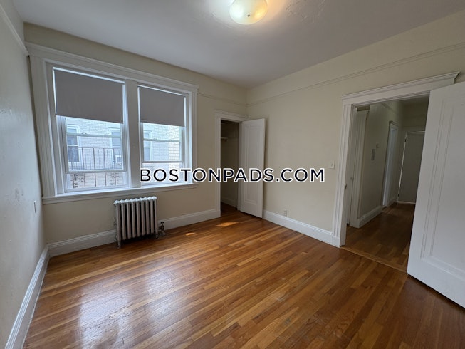 Boston - $2,295+ /mo