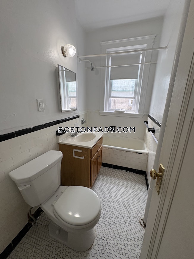 Boston - $2,295+ /mo