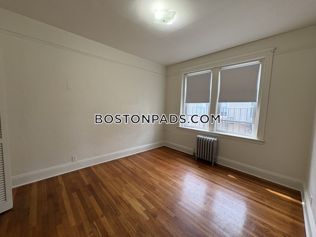 Boston - $2,295+ /mo