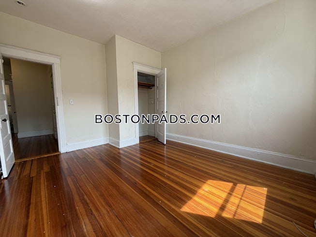 Boston - $2,295+ /mo