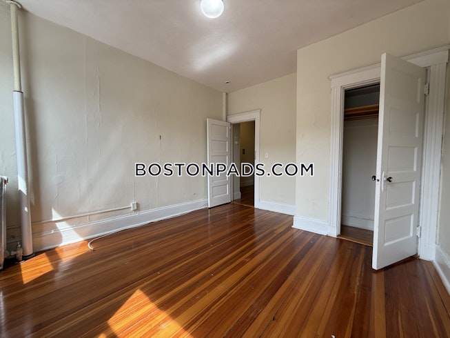 Boston - $2,295+ /mo