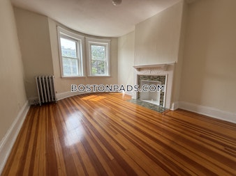 Commonwealth Ave. Boston