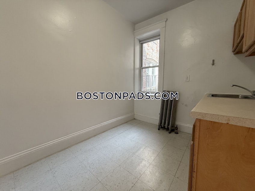 Boston - $2,295+ /month