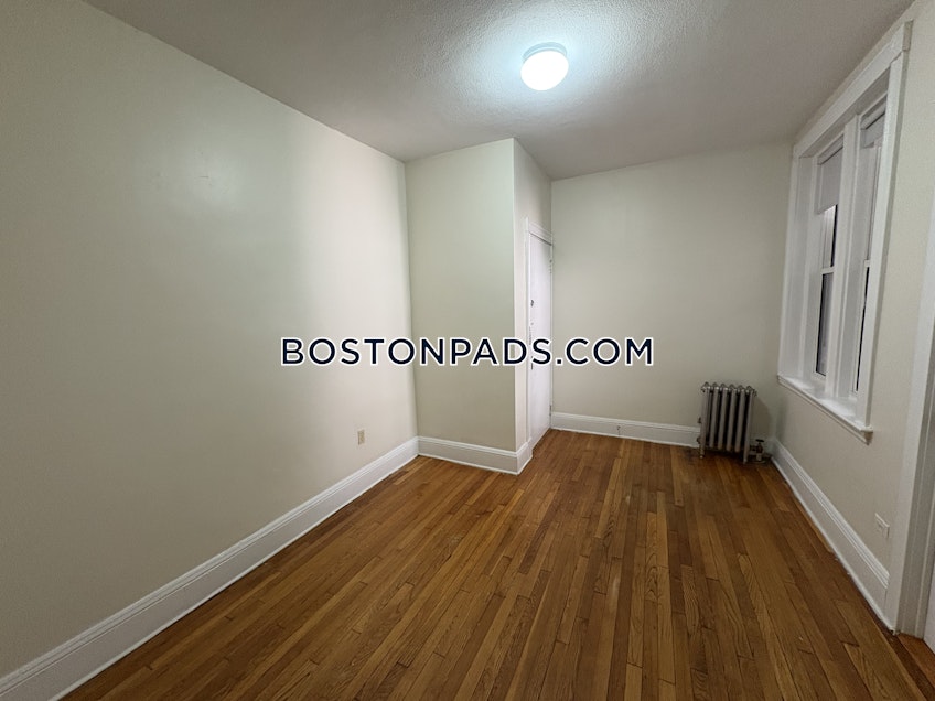 Brookline - $3,245+ /month